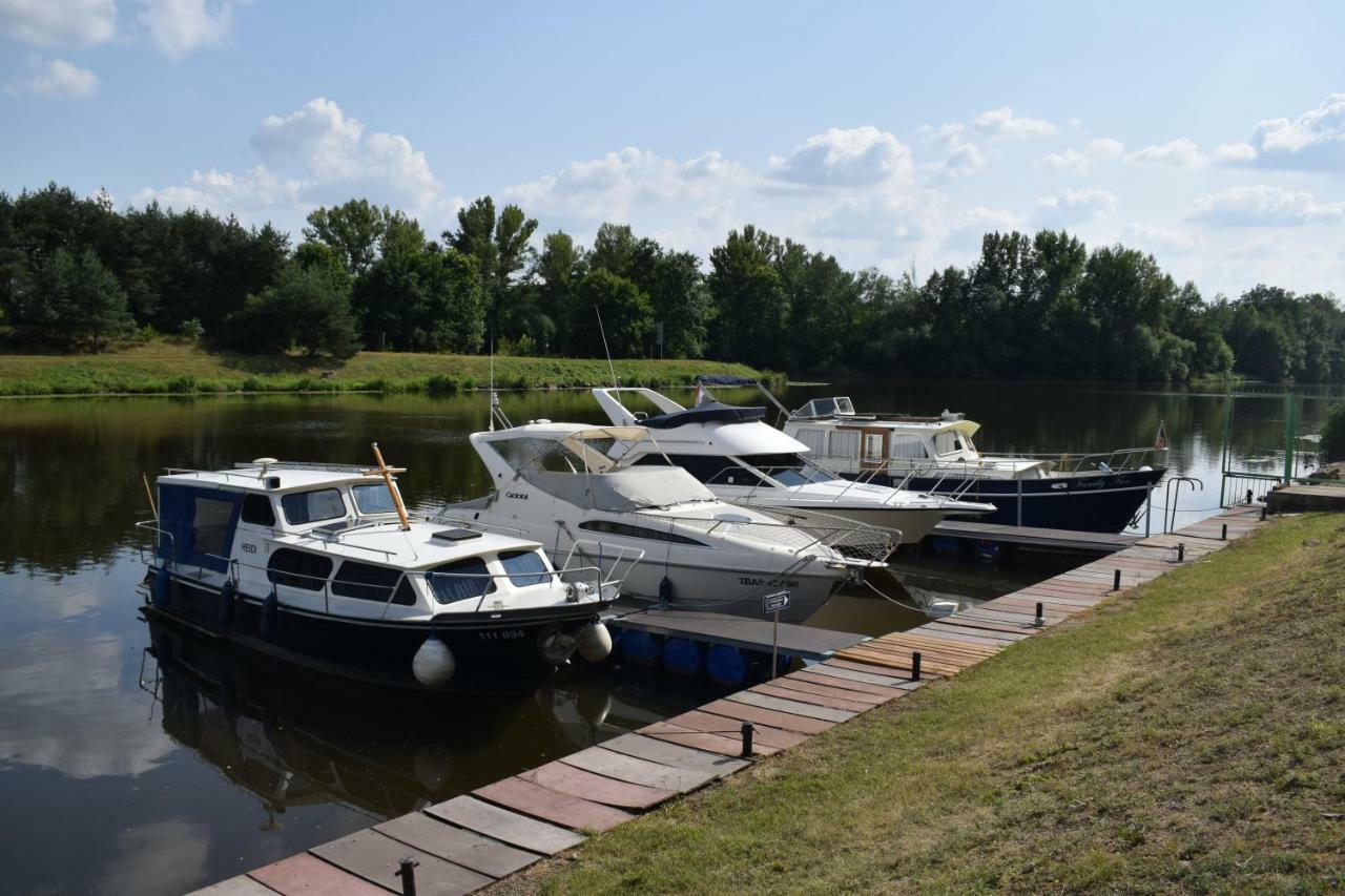 Marina Tynec N. L. - Kemp Týnec nad Labem Extérieur photo